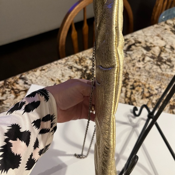 Vintage Handbag Gold Clutch leather lined with Chain - Picture 5 of 11